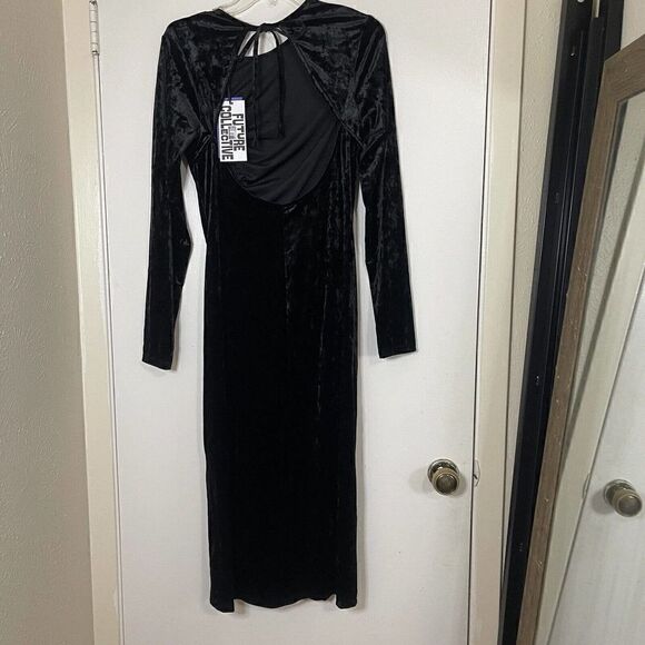 NEW! Future Collective Black Velvet Ruched Side A-Line Dress Size Large - Picture 8 of 8